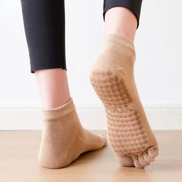Les chaussettes de pilates : le choix pour un meilleur confort